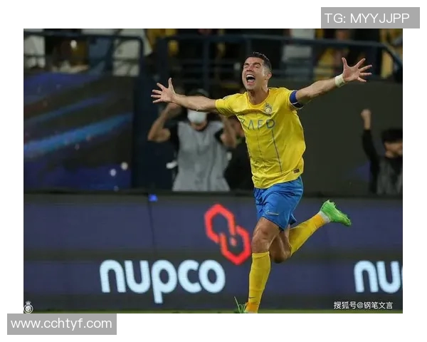 璀璨足球星空下的传奇巨星，荣耀与梦想交织的竞技舞台