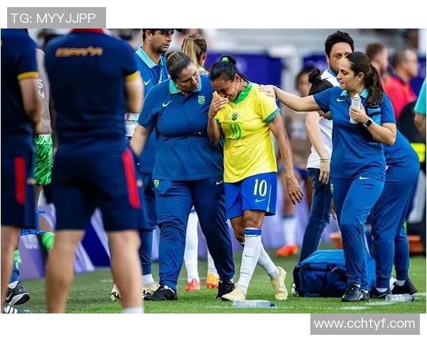 世界杯足球球星训练方法揭秘 助力提高个人技术与团队配合能力